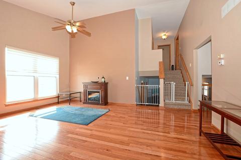 7210 Waterman Dr, Plainfield, IL 60586 photo 3