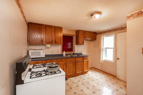 715 W Washington St, Bloomington, IL 61701 photo 7