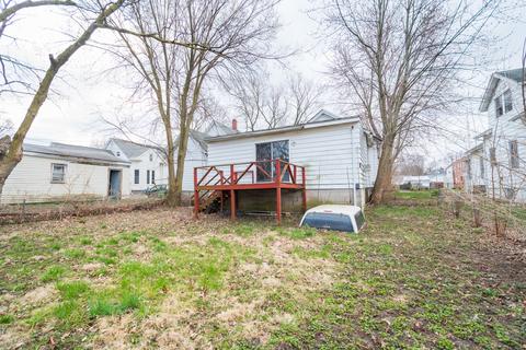 715 W Washington St, Bloomington, IL 61701 photo 24