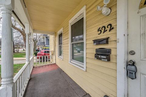 522 Hill Ave, Elgin, IL 60120 photo 4