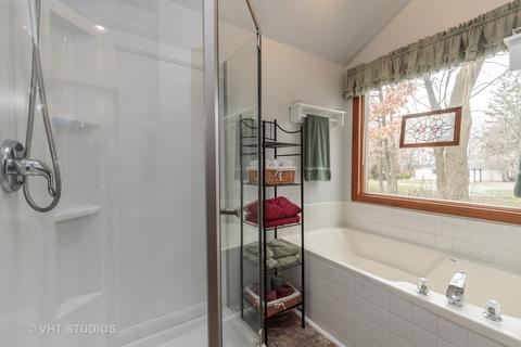 544 E Cedar Dr, Round Lake Park, IL 60073 photo 10