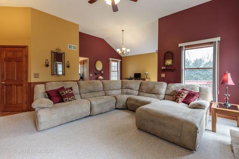 544 E Cedar Dr, Round Lake Park, IL 60073 photo 4
