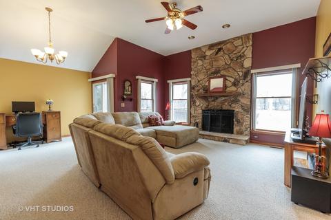 544 E Cedar Dr, Round Lake Park, IL 60073 photo 3