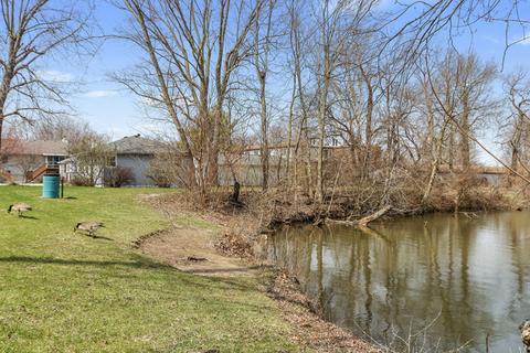 1806 E Lincoln St, Bloomington, IL 61701 photo 23