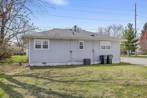 1806 E Lincoln St, Bloomington, IL 61701 photo 21