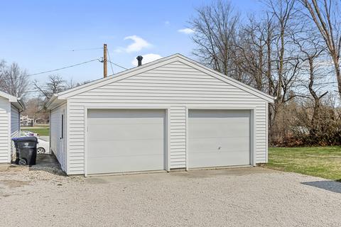 1806 E Lincoln St, Bloomington, IL 61701 photo 17