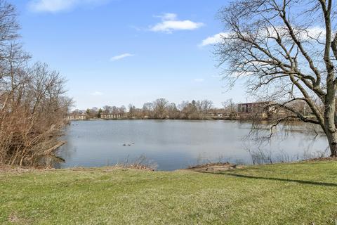 1806 E Lincoln St, Bloomington, IL 61701 photo 22