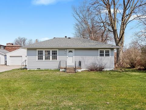 1806 E Lincoln St, Bloomington, IL 61701 photo 1