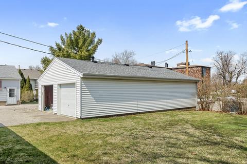1806 E Lincoln St, Bloomington, IL 61701 photo 18