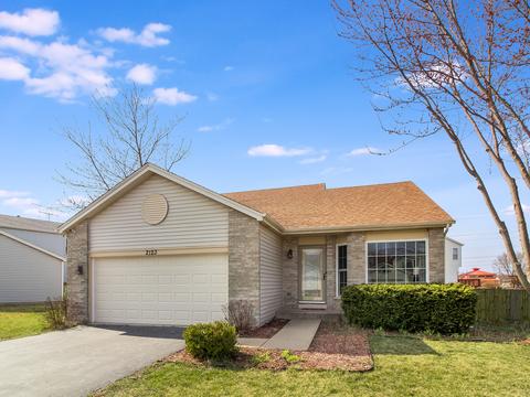 2123 Willow Lakes Dr, Plainfield, IL 60586 photo 2