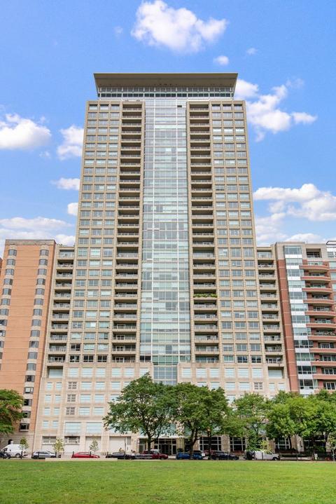 250 E Pearson St #702, Chicago, IL 60611 photo 1