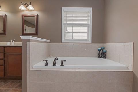1405 Kickapoo Creek Rd, Bloomington, IL 61705 photo 26