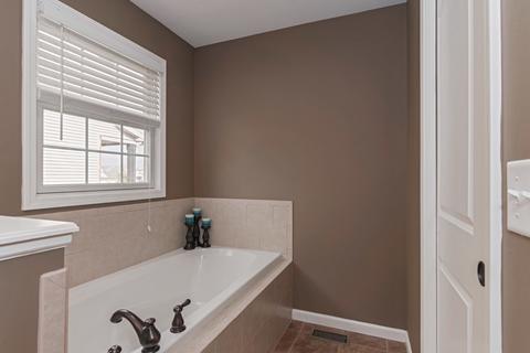 1405 Kickapoo Creek Rd, Bloomington, IL 61705 photo 25