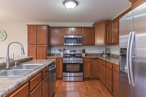 1405 Kickapoo Creek Rd, Bloomington, IL 61705 photo 11