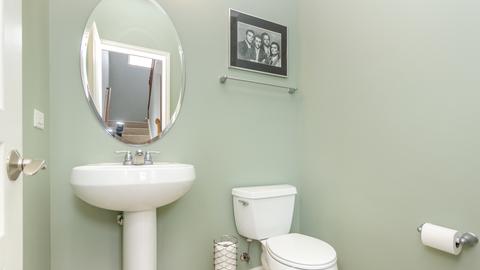 210 Laurel Ave, Des Plaines, IL 60016 photo 11