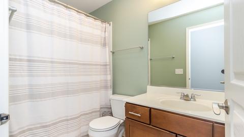210 Laurel Ave, Des Plaines, IL 60016 photo 17