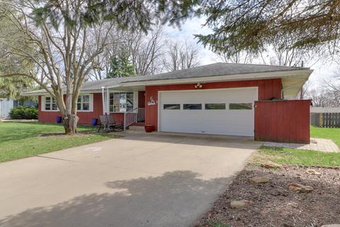 1611 Tompkins Dr, Normal, IL 61761 photo 3