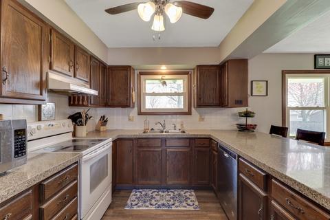 1611 Tompkins Dr, Normal, IL 61761 photo 8