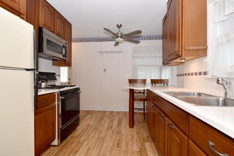 845 S Spring Rd, Elmhurst, IL 60126 photo 18
