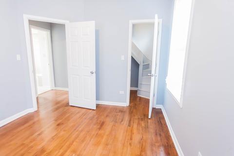 5645 S Artesian Ave, Chicago, IL 60629 photo 21