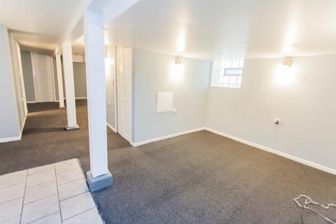 5645 S Artesian Ave, Chicago, IL 60629 photo 25