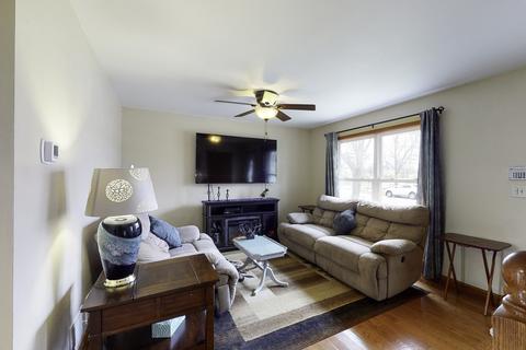 1459 Prospect Ave, Des Plaines, IL 60018 photo 3