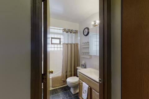 1459 Prospect Ave, Des Plaines, IL 60018 photo 16