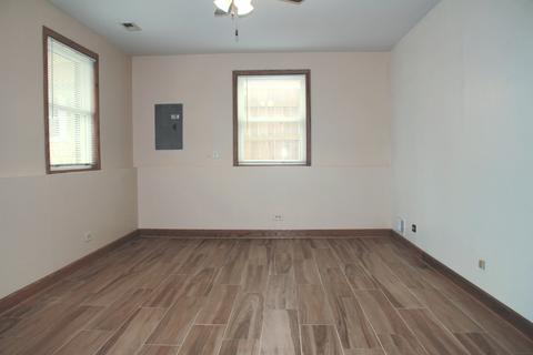 1459 Prospect Ave, Des Plaines, IL 60018 photo 10