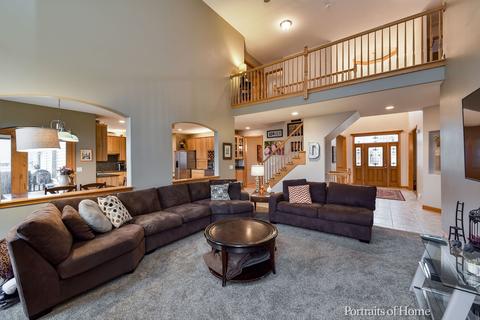1948 Gardner Cir E, Aurora, IL 60503 photo 4