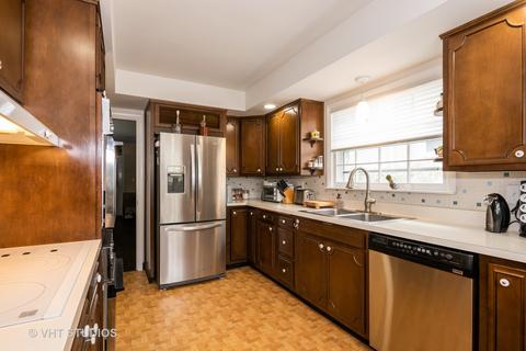 811 Brook St, Elgin, IL 60120 photo 7