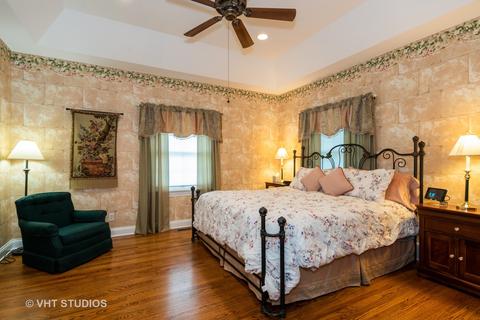 811 Brook St, Elgin, IL 60120 photo 12