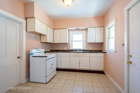 362 Dwight St, Elgin, IL 60120 photo 4