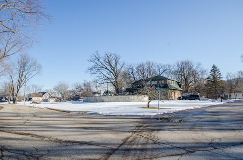 295 Spring Rd, Ingleside, IL 60041 photo 5