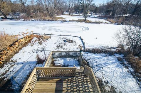 295 Spring Rd, Ingleside, IL 60041 photo 4
