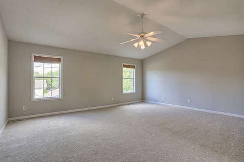 607 E Tomaras Ave, Savoy, IL 61874 photo 31