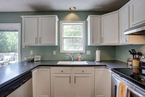 607 E Tomaras Ave, Savoy, IL 61874 photo 12