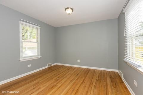 1026 N Eagle St, Naperville, IL 60563 photo 7