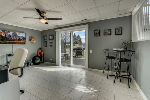 1875 Gleneagle Cir, Elgin, IL 60123 photo 13