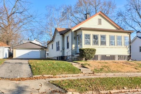 1106 Low St, Bloomington, IL 61701 photo 3