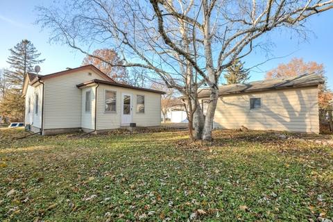 1106 Low St, Bloomington, IL 61701 photo 5