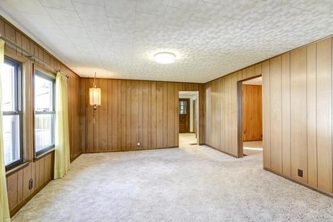 1106 Low St, Bloomington, IL 61701 photo 9