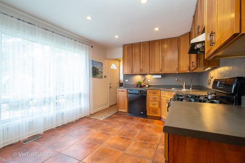 350 Lafayette Ln, Hoffman Estates, IL 60169 photo 10