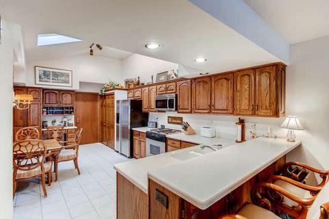 260 Spring Cove Dr, Elgin, IL 60123 photo 8