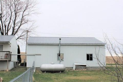 15985 Lyndon Rd, Morrison, IL 61270 photo 19