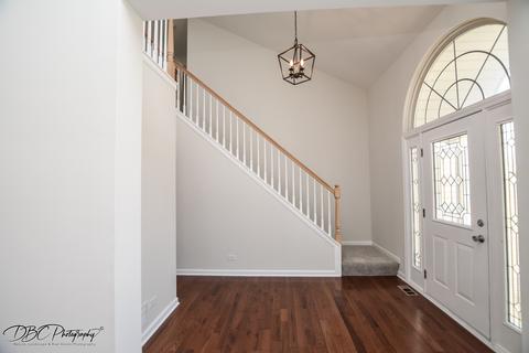 245 Aberdeen Dr, Algonquin, IL 60102 photo 9