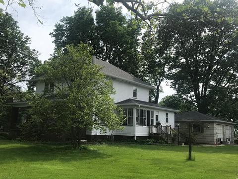3677 E 3rd Rd, Mendota, IL 61342 photo 1