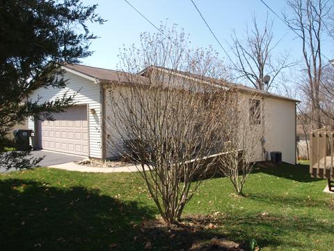35764 N Ash St, Ingleside, IL 60041 photo 2