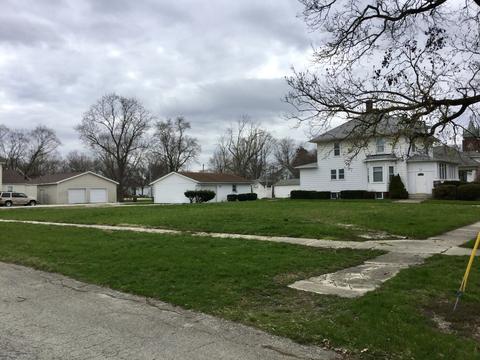 209 E Main St, Buckley, IL 60918 photo 2