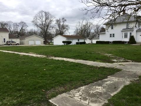 209 E Main St, Buckley, IL 60918 photo 3