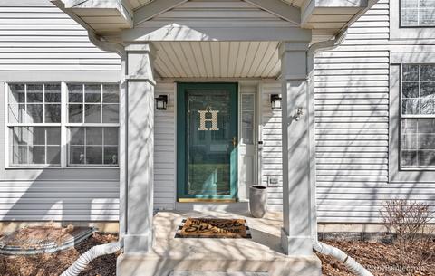 1307 Filly Ln, Bartlett, IL 60103 photo 2